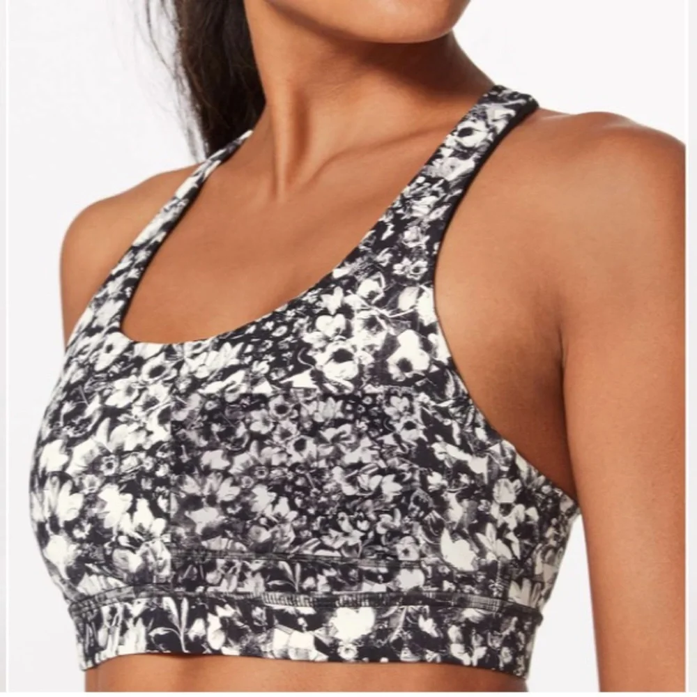 Lululemon Invigorate Bra Mash Up White Black / Black